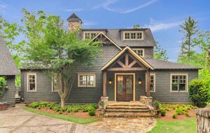 Rustic Retreat on Lake Keowee - Salem, South Carolina