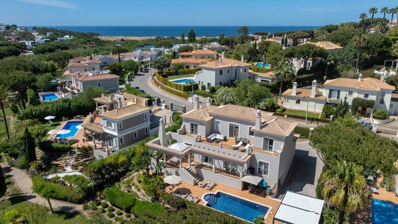Villa Joia - Almancil, Portugal