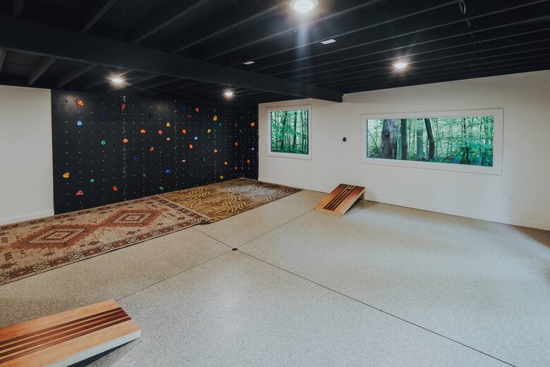 Architectural Nature Retreat l Wild Swimming l Nature Playground l City Location - Gahanna, Ohio