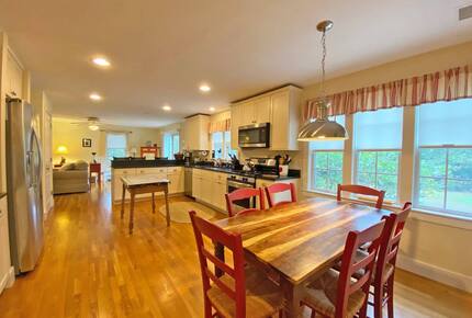 Graceful Getaway in Edgartown - Edgartown, Massachusetts