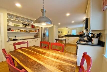 Graceful Getaway in Edgartown - Edgartown, Massachusetts