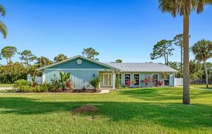Tranquil Fort Myers Oasis with Resort-Inspired Amenities - Fort Myers, Florida