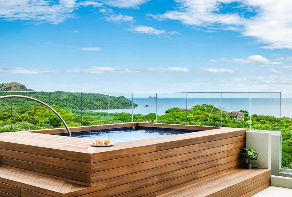 Equity Residences, Penthouse Living with Private Plunge Pool and Ocean Views - Brasilito, Costa Rica