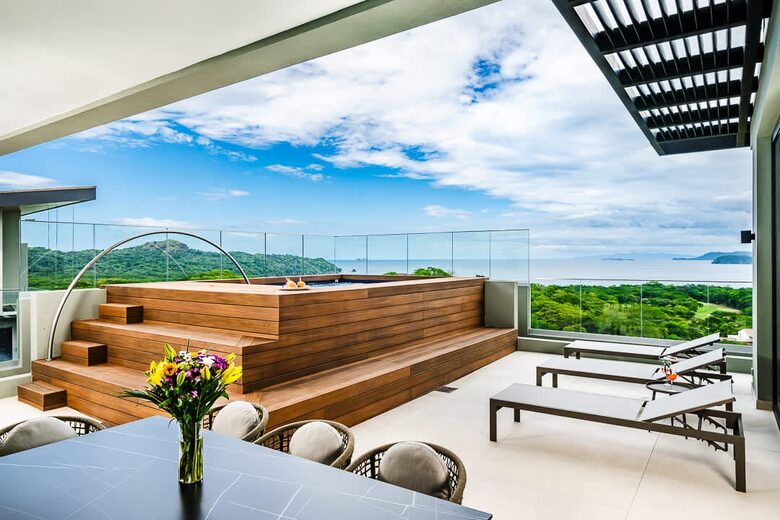 Equity Residences, Penthouse Living with Private Plunge Pool and Ocean Views - Brasilito, Costa Rica