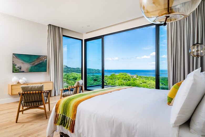 Equity Residences, Penthouse Living with Private Plunge Pool and Ocean Views - Brasilito, Costa Rica