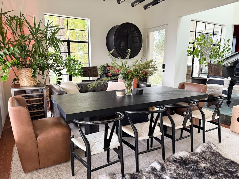 Elevated Living Amidst Nature’s Calm - Topanga, California