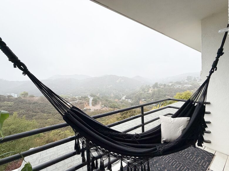 Elevated Living Amidst Nature’s Calm - Topanga, California