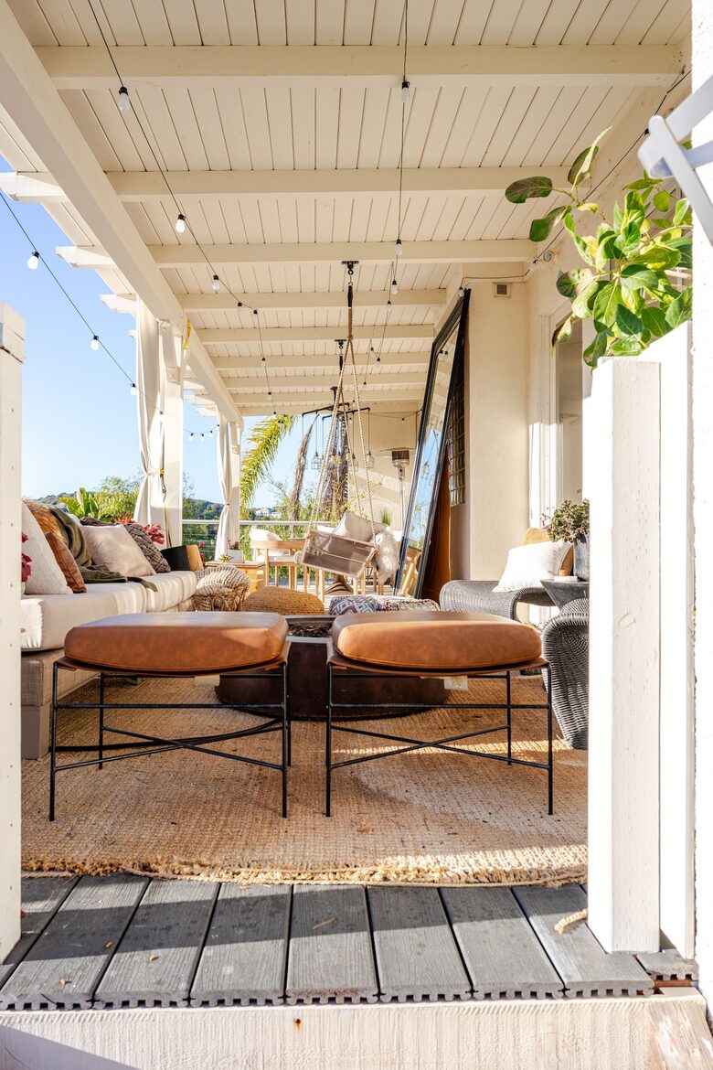 Elevated Living Amidst Nature’s Calm - Topanga, California