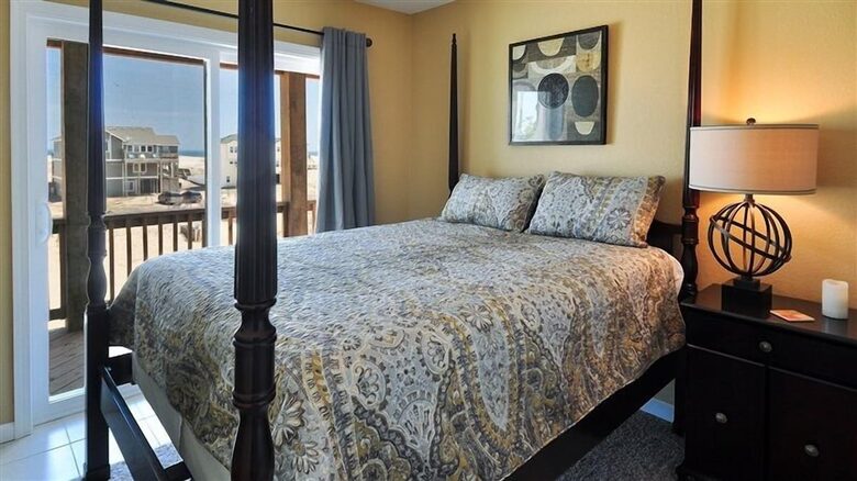 Ocean Views and Wild Horses | A Secluded Corolla Retreat - Corolla, North Carolina
