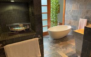 House in the city with an oceanfront swimming pool - Santo Domingo Este, Dominican Republic