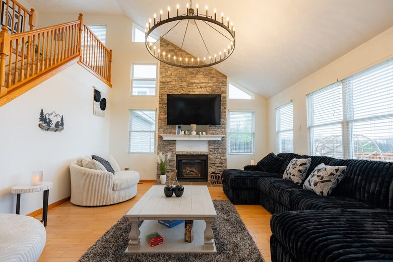 Mountain Serenity with Panoramic Valley Views - Hidden Valley, Pennsylvania