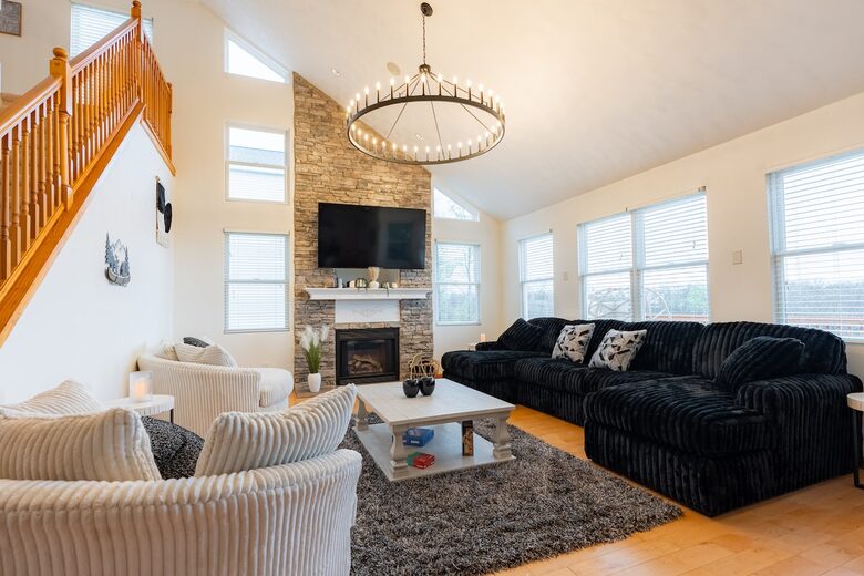 Mountain Serenity with Panoramic Valley Views - Hidden Valley, Pennsylvania