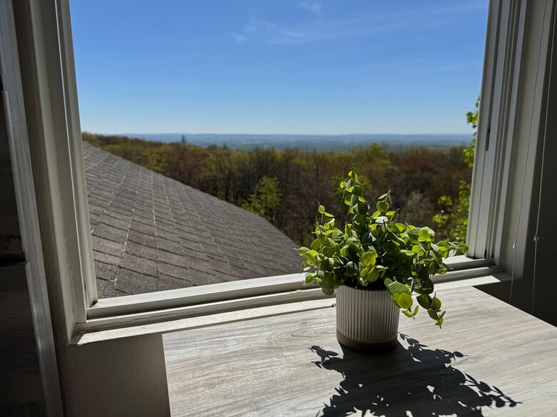 Mountain Serenity with Panoramic Valley Views - Hidden Valley, Pennsylvania