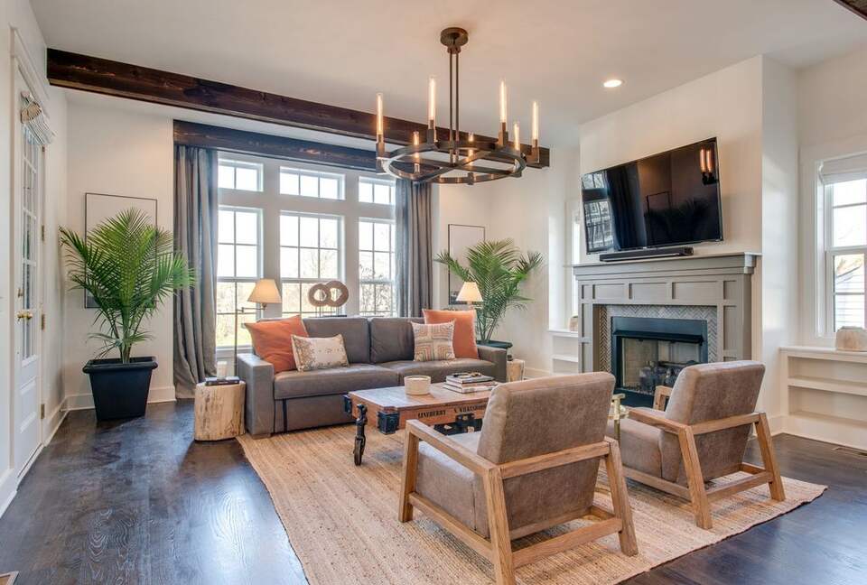 Elegant East Nashville Escape - Nashville, Tennessee