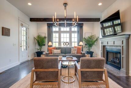 Elegant East Nashville Escape - Nashville, Tennessee