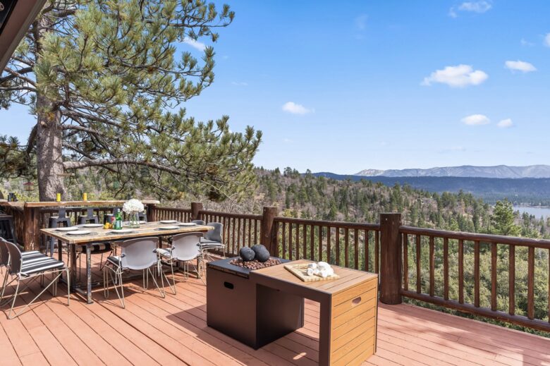 Elegant Mountain Lodge on Big Bear’s North Shore - Fawnskin, California