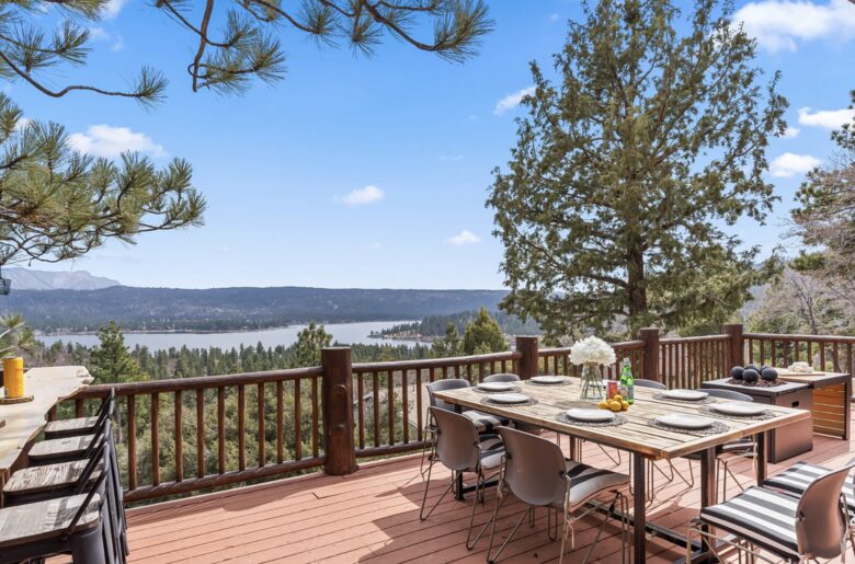Elegant Mountain Lodge on Big Bear’s North Shore - Fawnskin, California