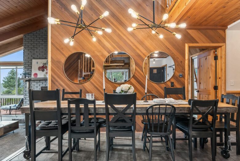 Elegant Mountain Lodge on Big Bear’s North Shore - Fawnskin, California