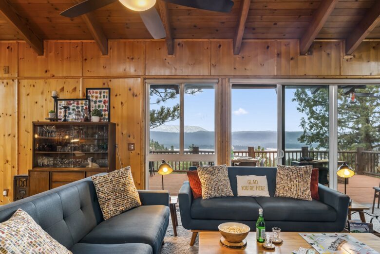 Elegant Mountain Lodge on Big Bear’s North Shore - Fawnskin, California