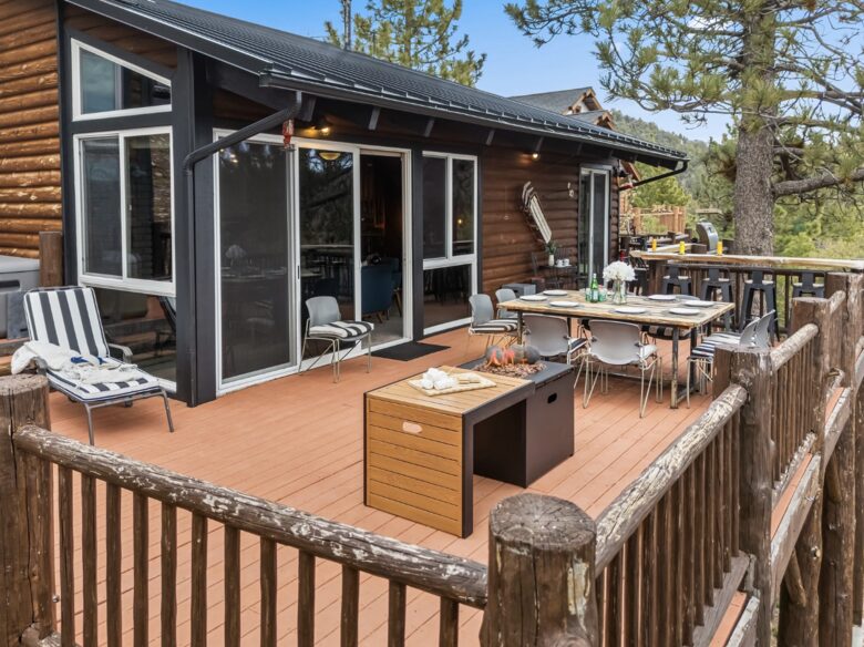 Elegant Mountain Lodge on Big Bear’s North Shore - Fawnskin, California