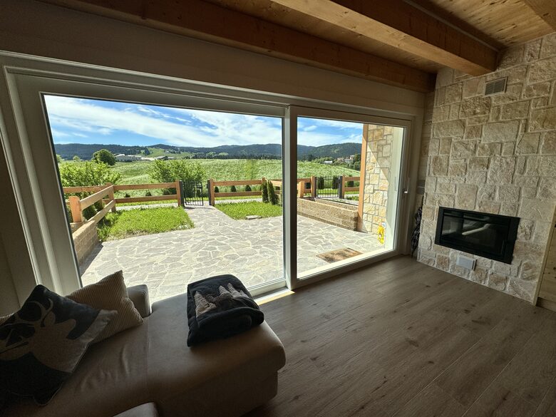 Wooden Chalet With Panoramic & Mountain Vistas - Roana, Italy