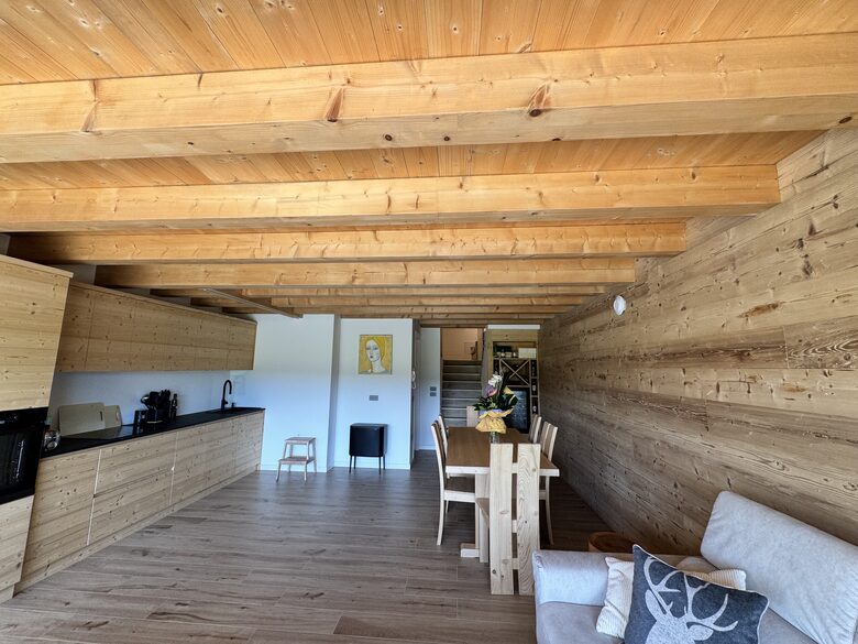Wooden Chalet With Panoramic & Mountain Vistas - Roana, Italy