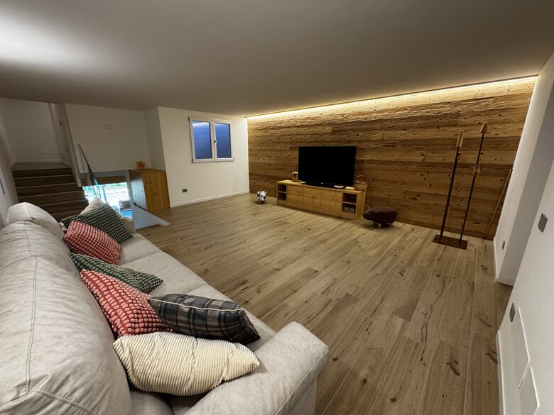 Wooden Chalet With Panoramic & Mountain Vistas - Roana, Italy