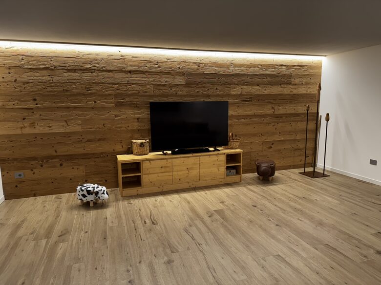 Wooden Chalet With Panoramic & Mountain Vistas - Roana, Italy