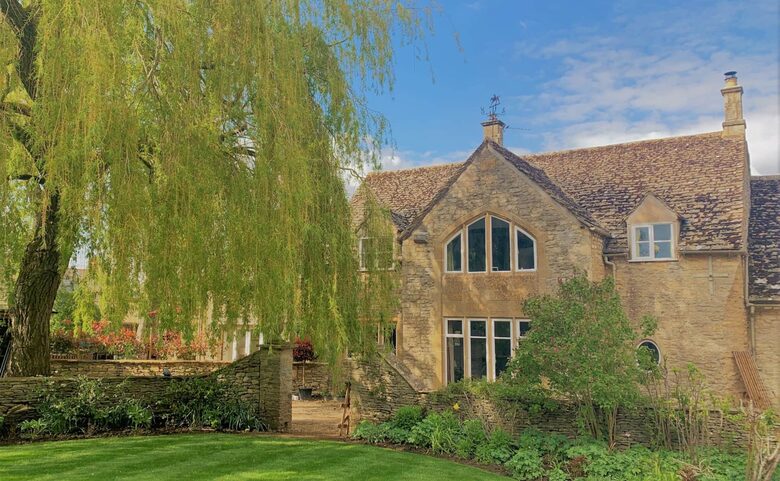 Cotswolds Country Retreat with hot tub - Langford, United Kingdom