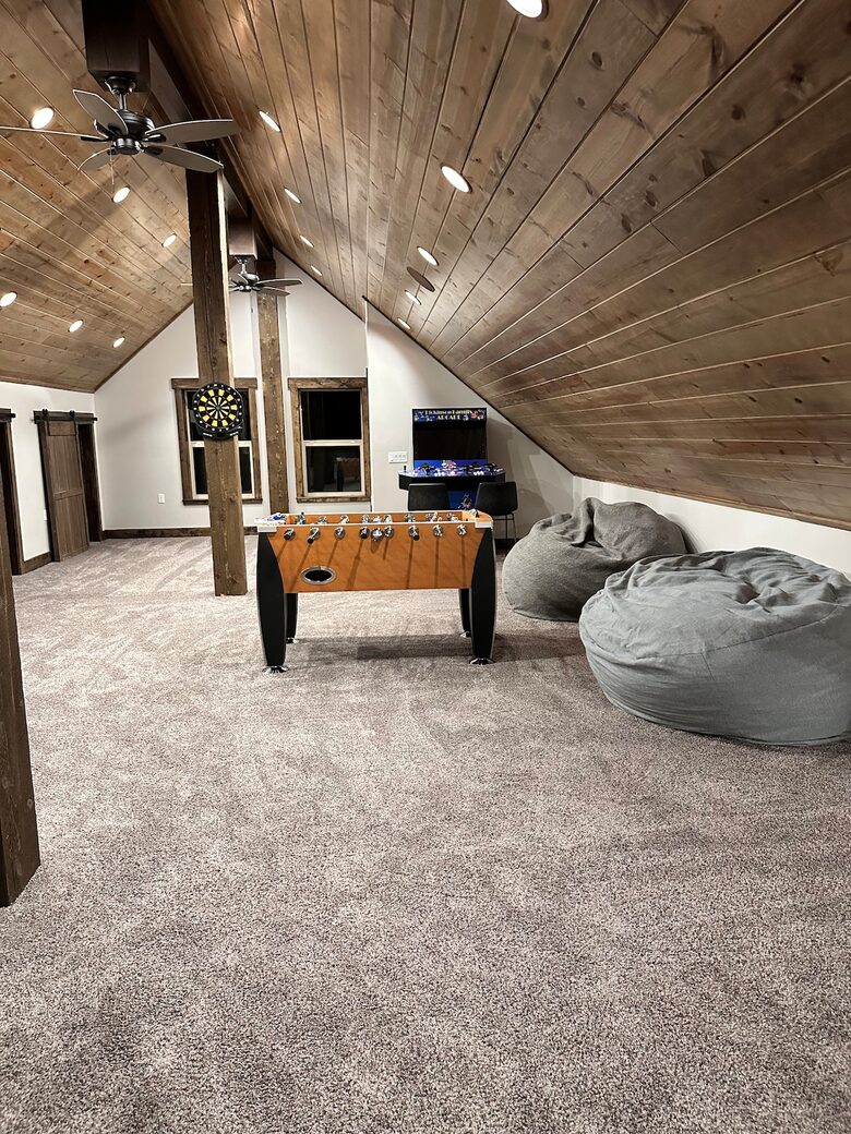 Ski-In/Ski-Out Retreat Nestled Among Pines and Aspens - Brian Head, Utah