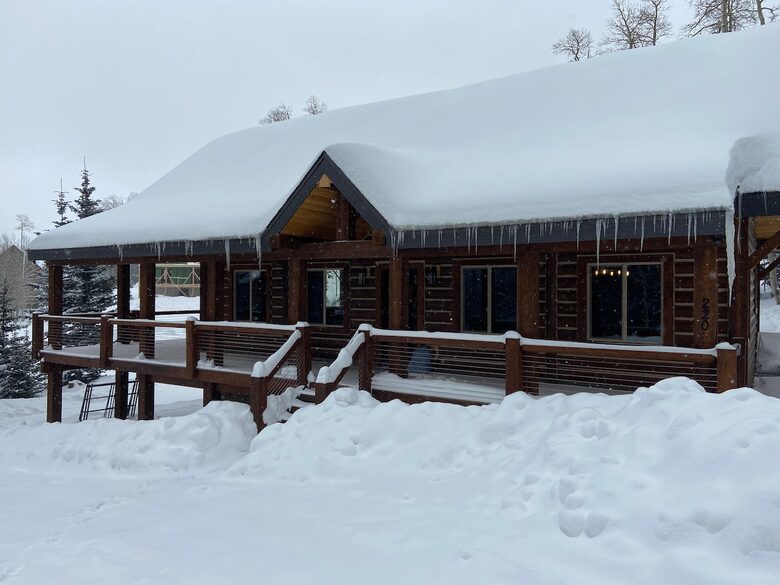 Ski-In/Ski-Out Retreat Nestled Among Pines and Aspens - Brian Head, Utah