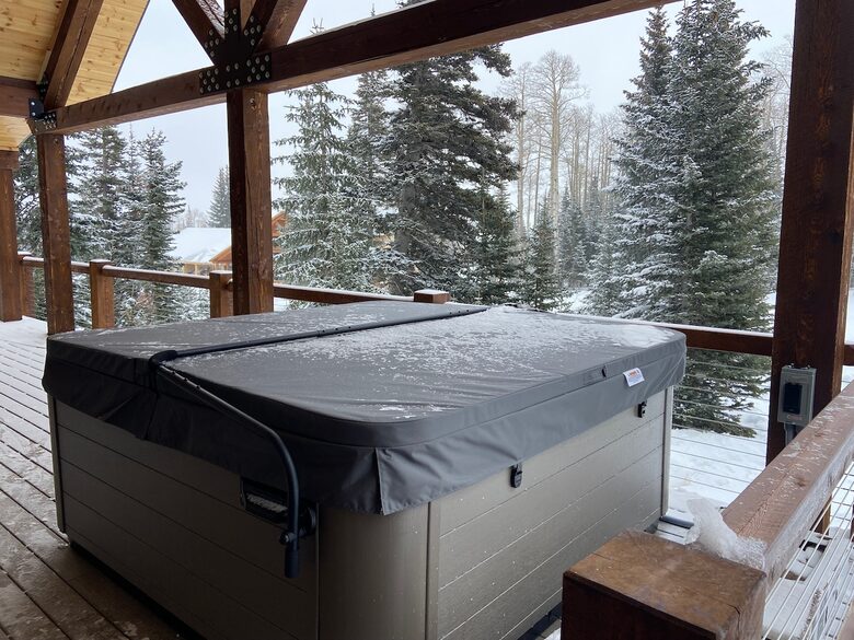 Ski-In/Ski-Out Retreat Nestled Among Pines and Aspens - Brian Head, Utah