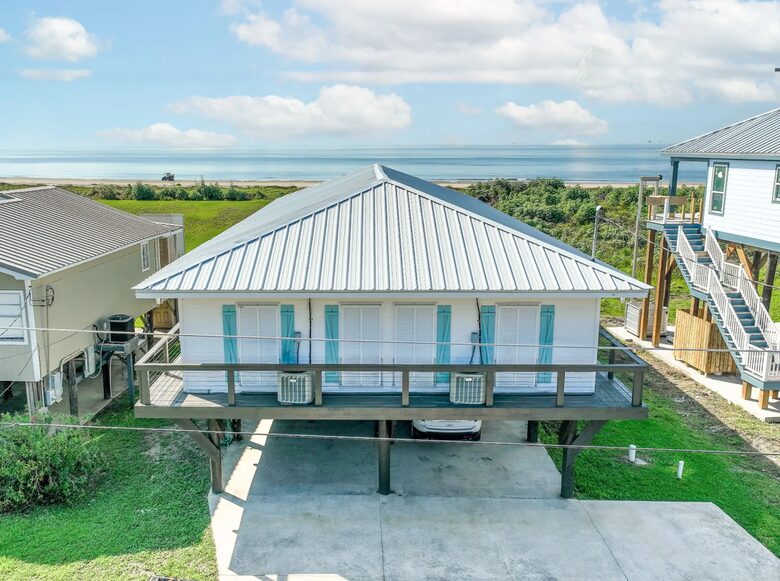 Grand Isle Beach Retreat with Room for Everyone - Grand Isle, Louisiana