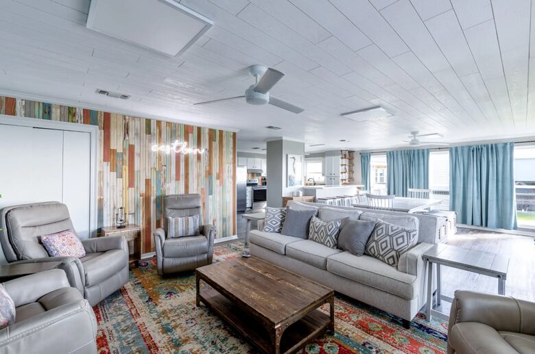 Grand Isle Beach Retreat with Room for Everyone - Grand Isle, Louisiana