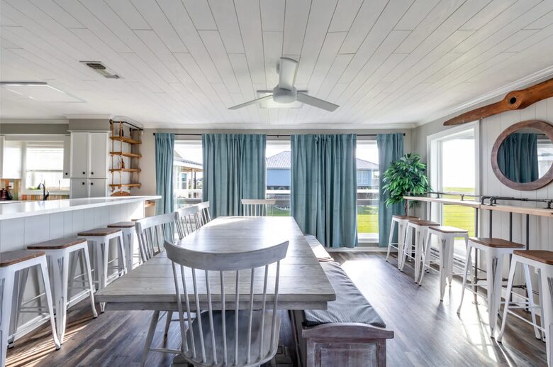 Grand Isle Beach Retreat with Room for Everyone - Grand Isle, Louisiana