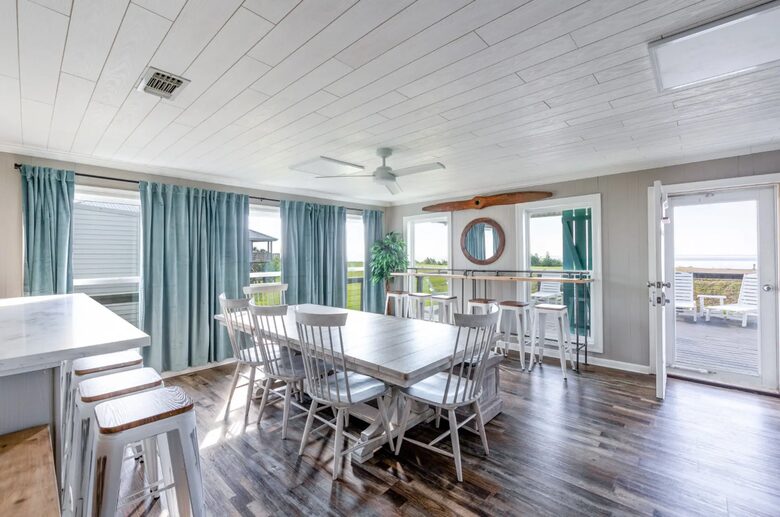 Grand Isle Beach Retreat with Room for Everyone - Grand Isle, Louisiana
