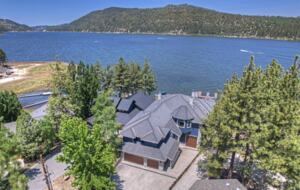 Refined Big Bear Estate | Exclusive Comfort Amidst Majestic Pines - Big Bear Lake, California