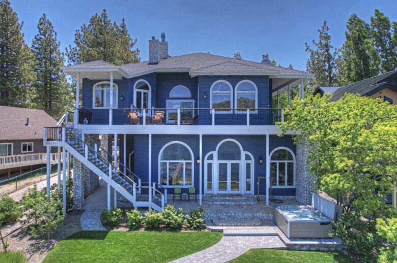 Refined Big Bear Estate | Exclusive Comfort Amidst Majestic Pines - Big Bear Lake, California