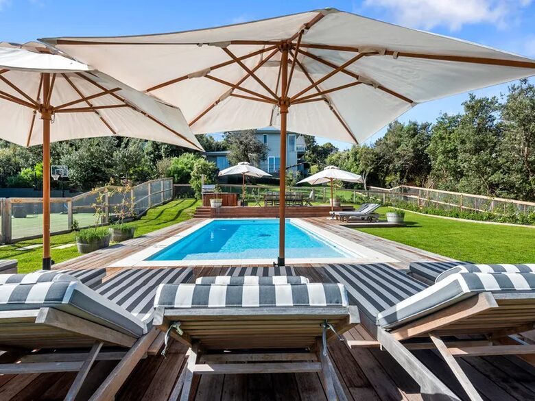 Garden Estate Overlooking the Greens - Portsea, Australia