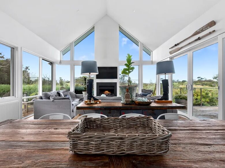 Garden Estate Overlooking the Greens - Portsea, Australia