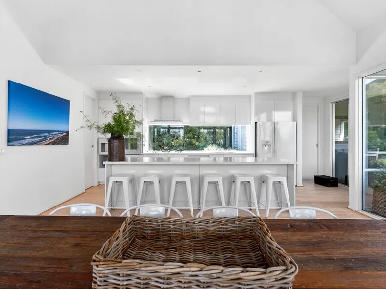Garden Estate Overlooking the Greens - Portsea, Australia