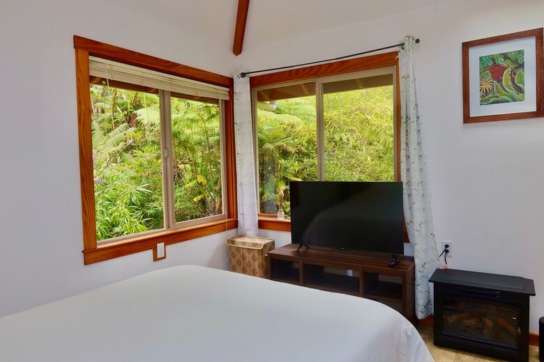 Rainforest Haven Near Volcano National Park - Volcano, Hawaii