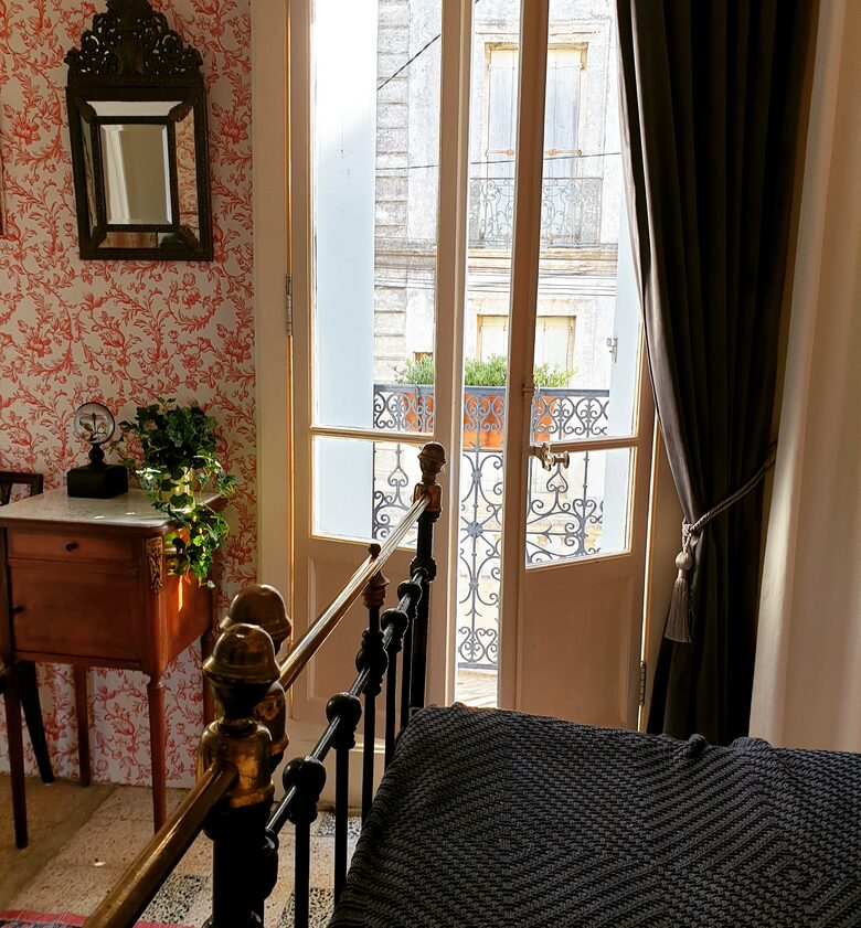 Charming Restored Village Home with Stylish Interiors - Pouzolles, France