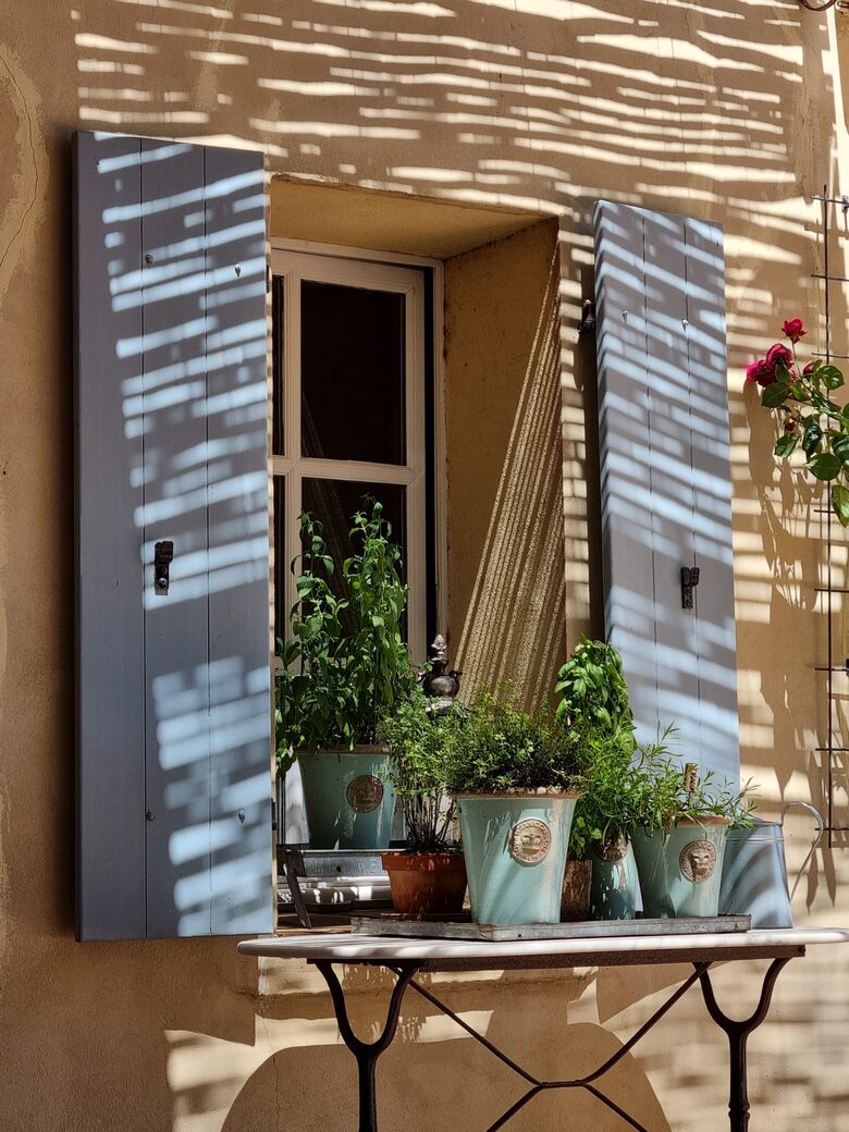 Charming Restored Village Home with Stylish Interiors - Pouzolles, France