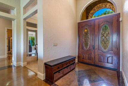 Sierra Serenity | Mountain Views and Modern Comfort - Oakhurst, California