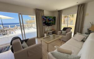 Tranquil West Ibiza Retreat with Private Terrace & Pool Access - Port des Torrent -San José, Ibiza, Spain