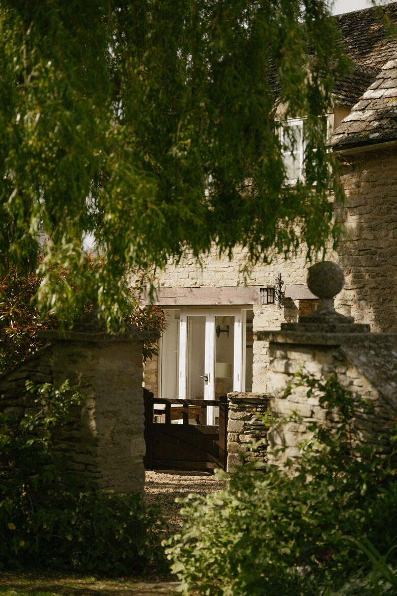 Cotswolds Country Retreat with hot tub - Langford, United Kingdom