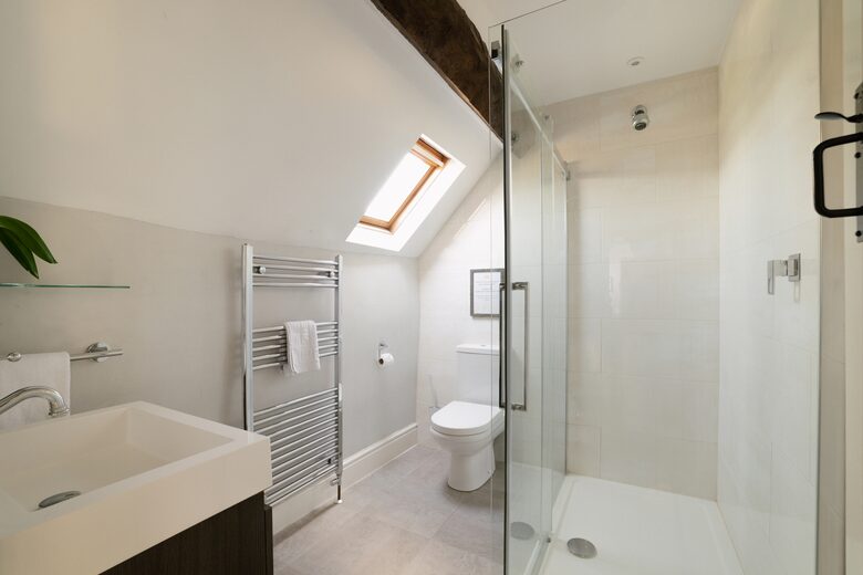 Cotswolds Country Retreat with hot tub - Langford, United Kingdom