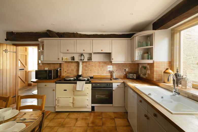 Cotswolds Country Retreat with hot tub - Langford, United Kingdom