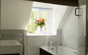 Cotswolds Country Retreat with hot tub - Langford, United Kingdom